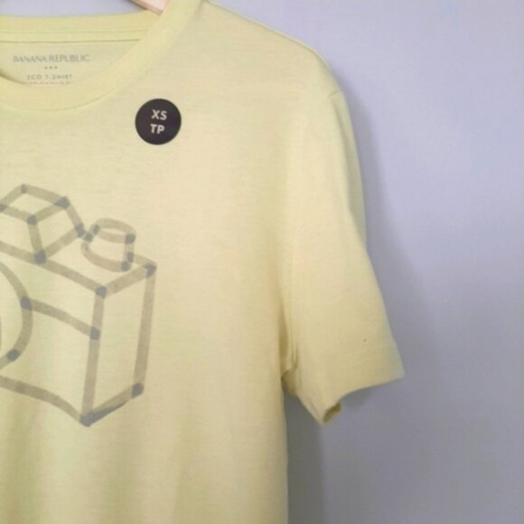 BANANA REPUBLIC Yellow Camera Graphic Short Sleeve Crewneck T-shirt Men's Sz XS - Picture 7 of 13
